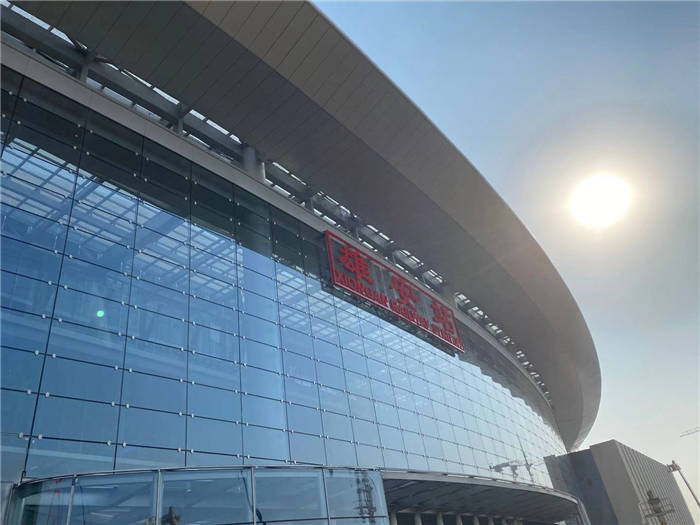 雄安高铁站里面的一抹蓝！五大联赛在线平台-五大联赛在线官网
助力国家重大项目建设-1.jpg